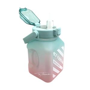 Botella Plástica con Correa