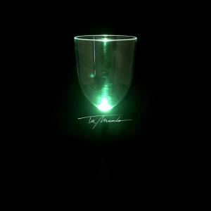 COPA LED P/VINO BASE NEGRA