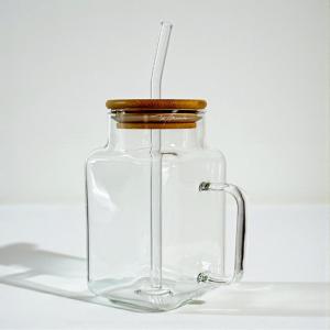 JARRA Y SORB DE VIDRIO C/TAPA 620ML